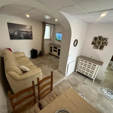 Charming In Historic Center Apartmán *